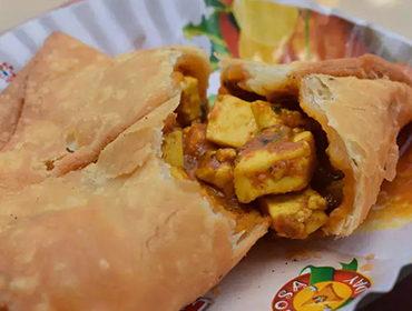 Shahi Paneer Samosa